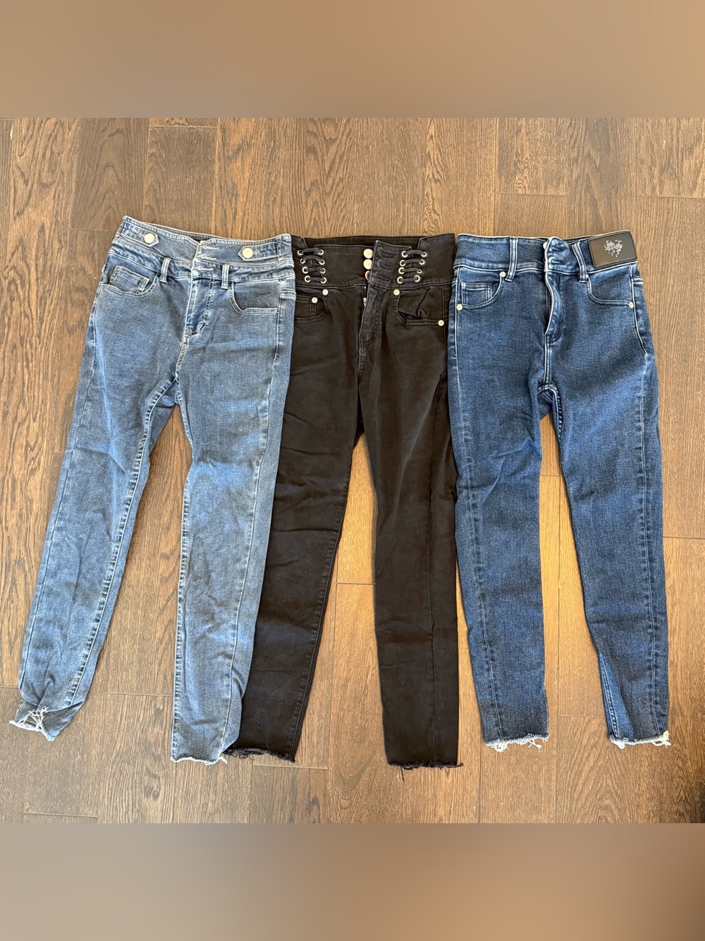 RE'VAN Three Women's Skinny Jeans Trio - Light Blue, Black, Dark Blue